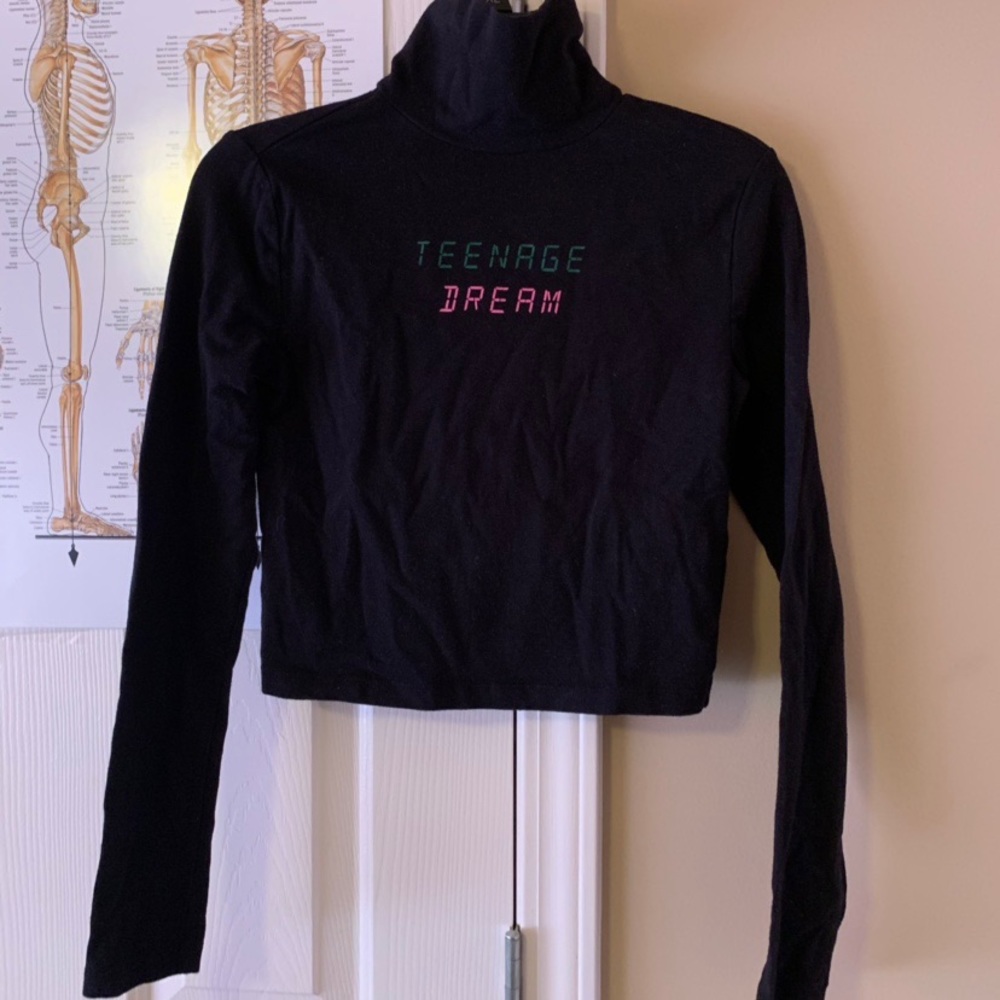 Cropped turtleneck